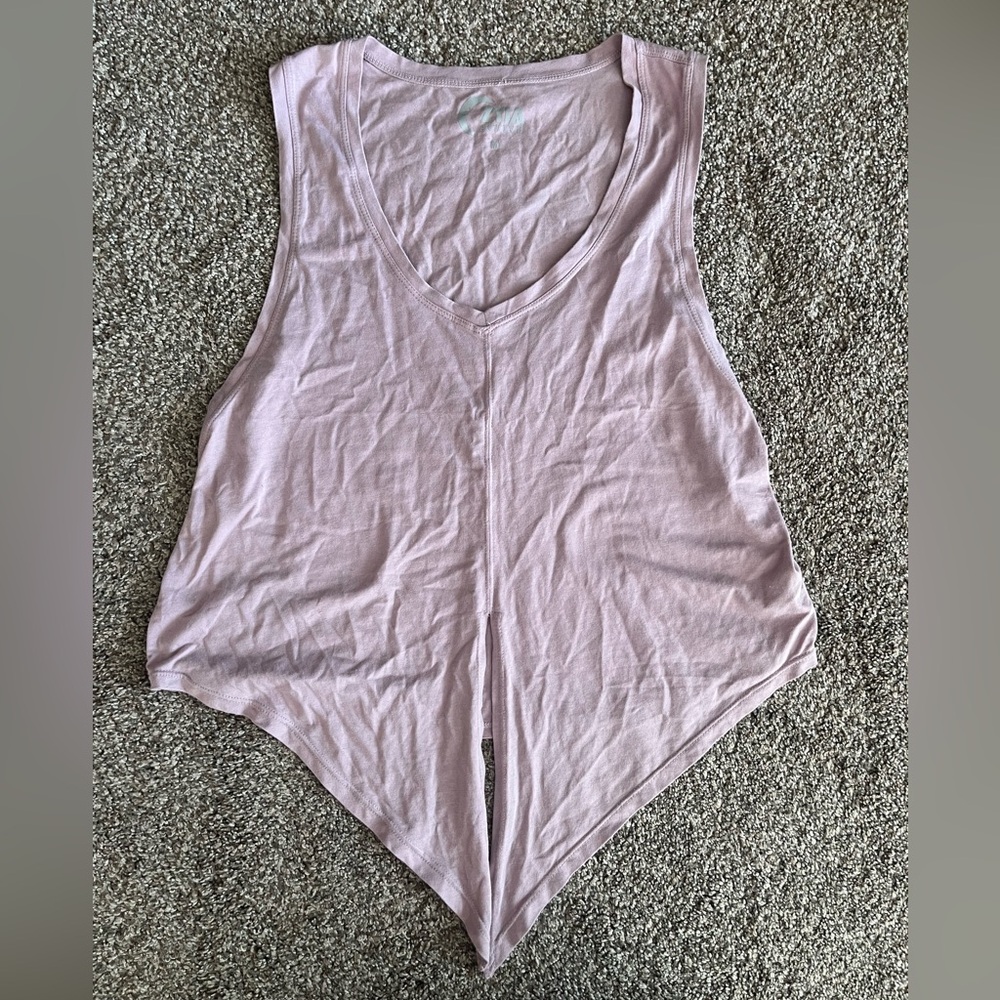 ZYIA cropped tie front tank - size M